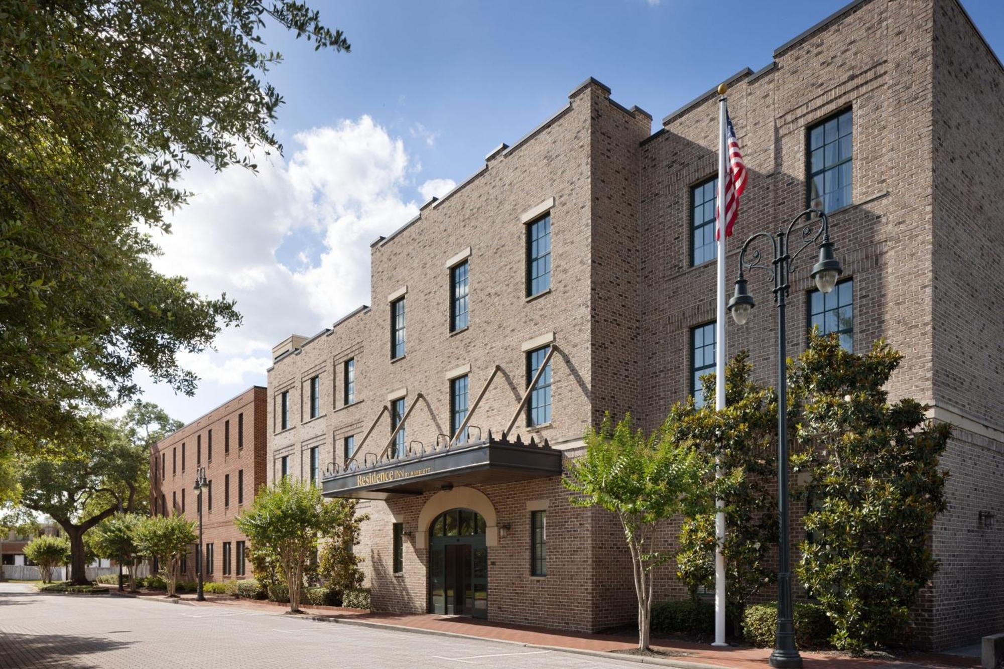 Residence Inn Savannah Downtown Historic District Exterior photo